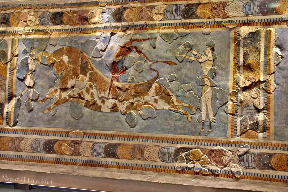 From Elounda: Private Tour | Knossos Palace, Lyrarakis Winery, Heraklion Archeological Museum – 947483
